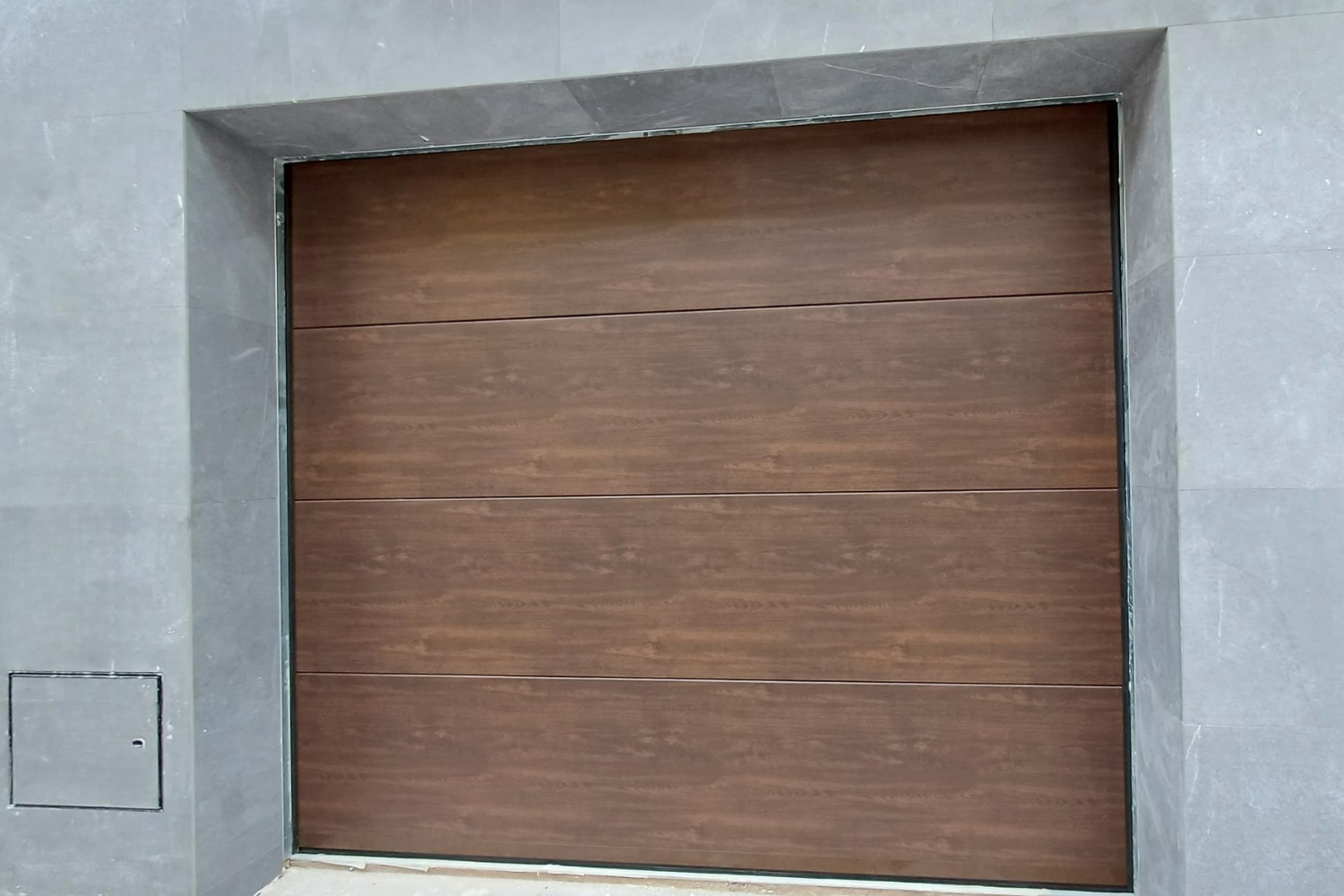 cómo cuidar una puerta automática